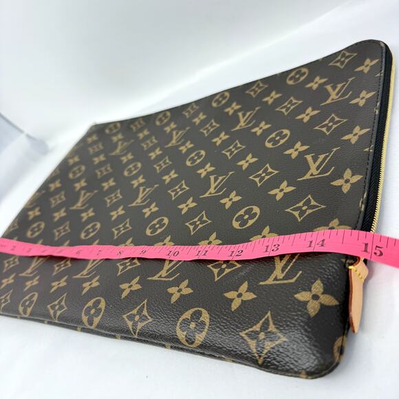 Louis Vuitton France Etui Voyage GM Pouch Monogram Laptop Document case Luxury - Picture 5 of 13